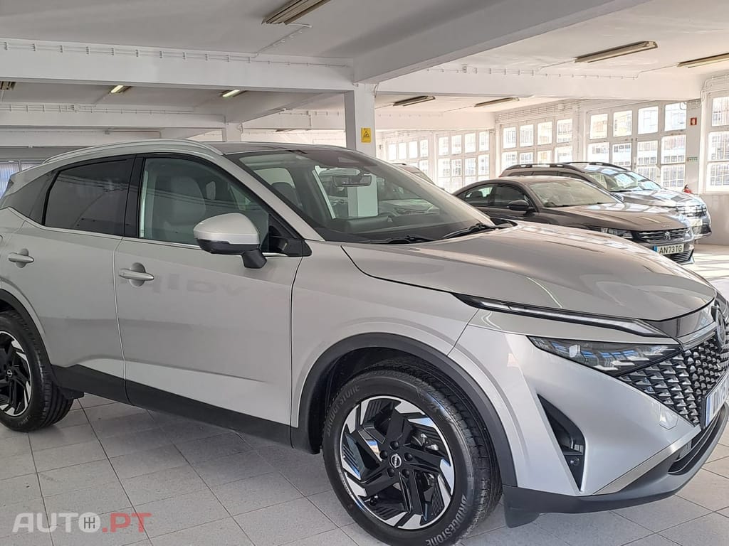 Nissan Qashqai 1.3 DIG-T N-Connecta LED