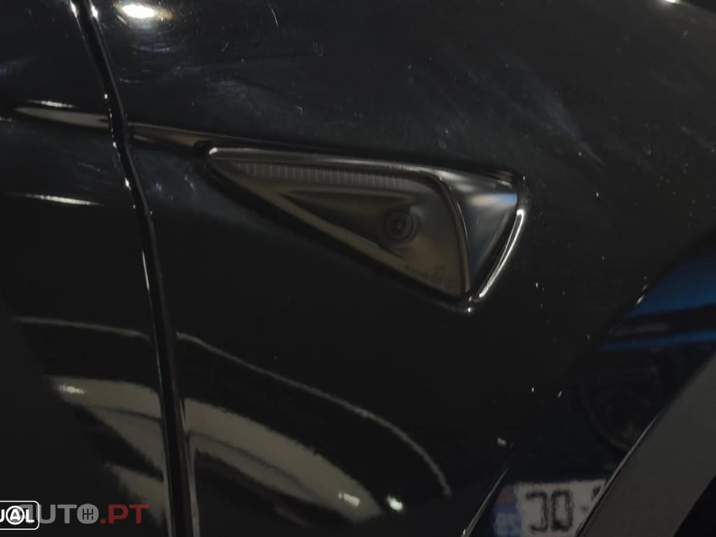 Tesla Model Y RWD