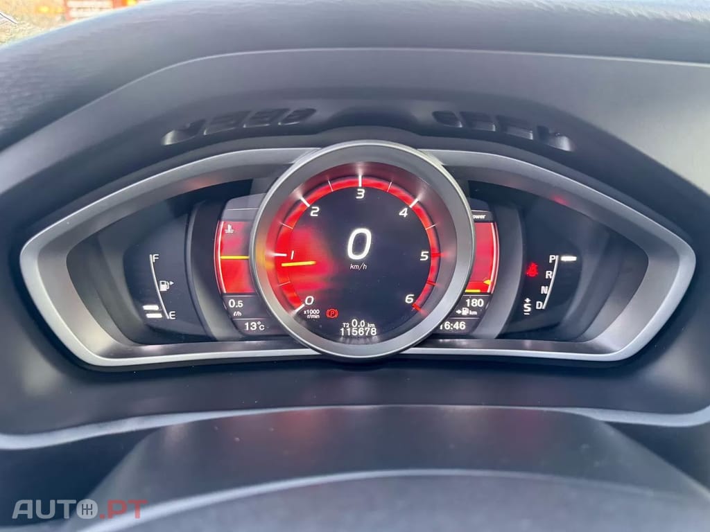 Volvo V40 2.0 D2 R-Design Geartronic