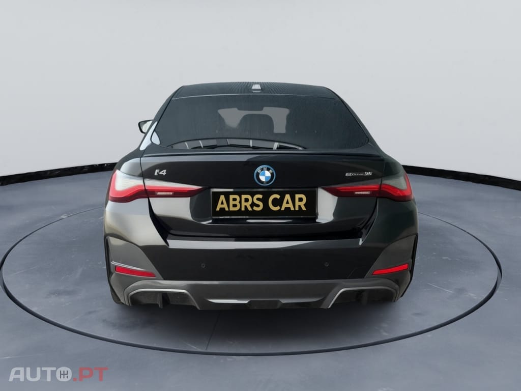 BMW i4 eDrive35 Gran Coupe M Sport — fotografia 8