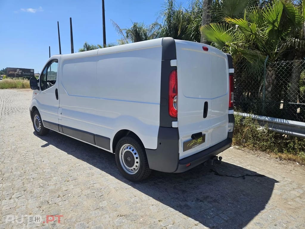Opel Vivaro 2.0 CDTi L2H1 2.9T