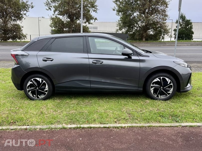 MG MG4 64 kWh Comfort