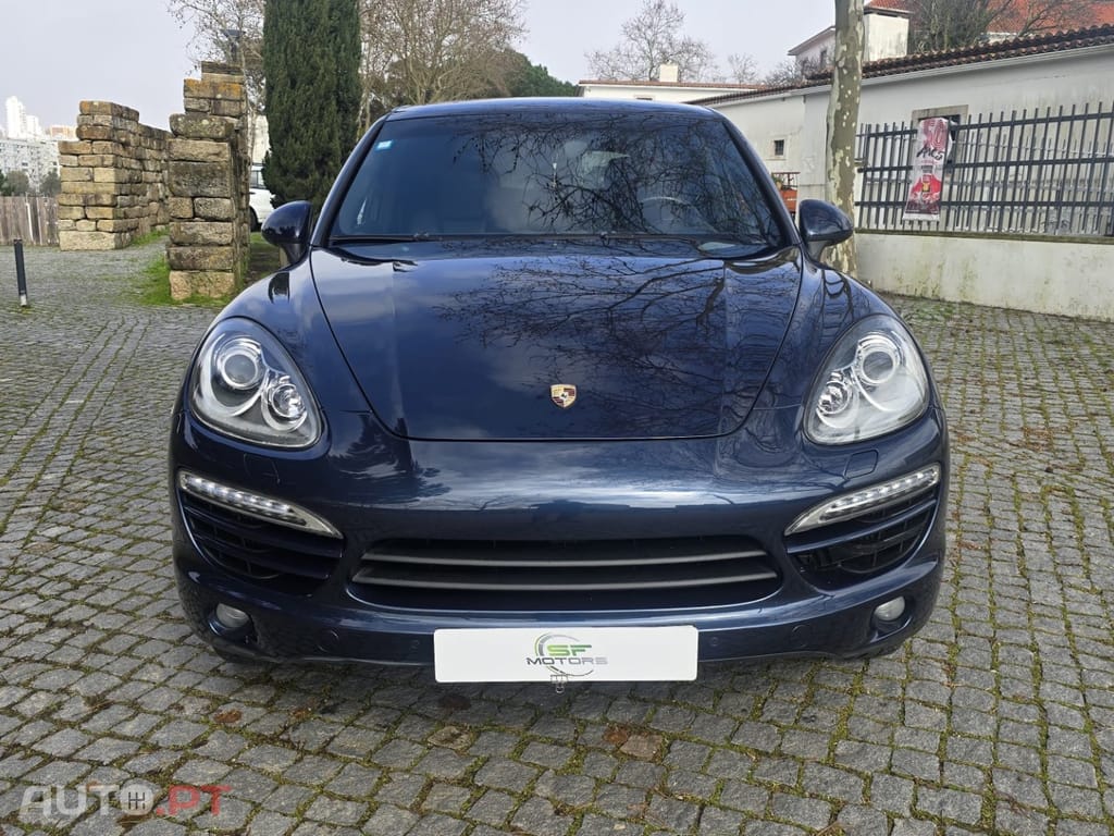 Porsche Cayenne Platinum Edition