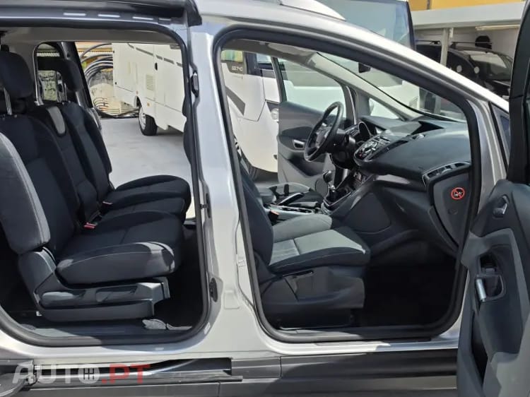 Ford Grand C-Max 1.6 TDCi Titanium Edition S/S