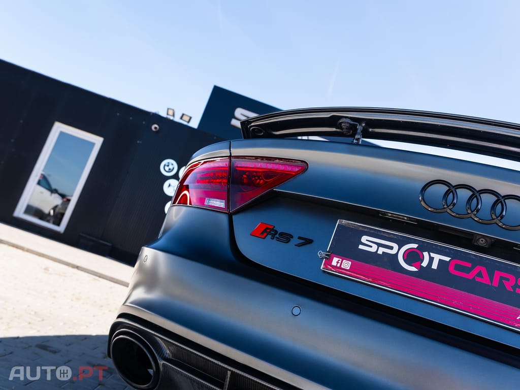 Audi RS7 4.0 TFSI quattro Tiptronic