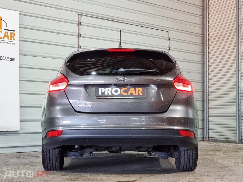 Ford Focus 1.5 TDCi EcoBlue Titanium