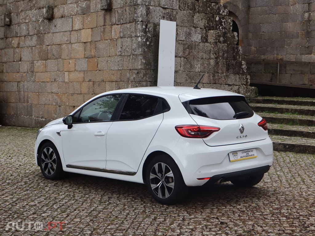 Renault Clio 1.0 TCe Limited Bi-Fuel