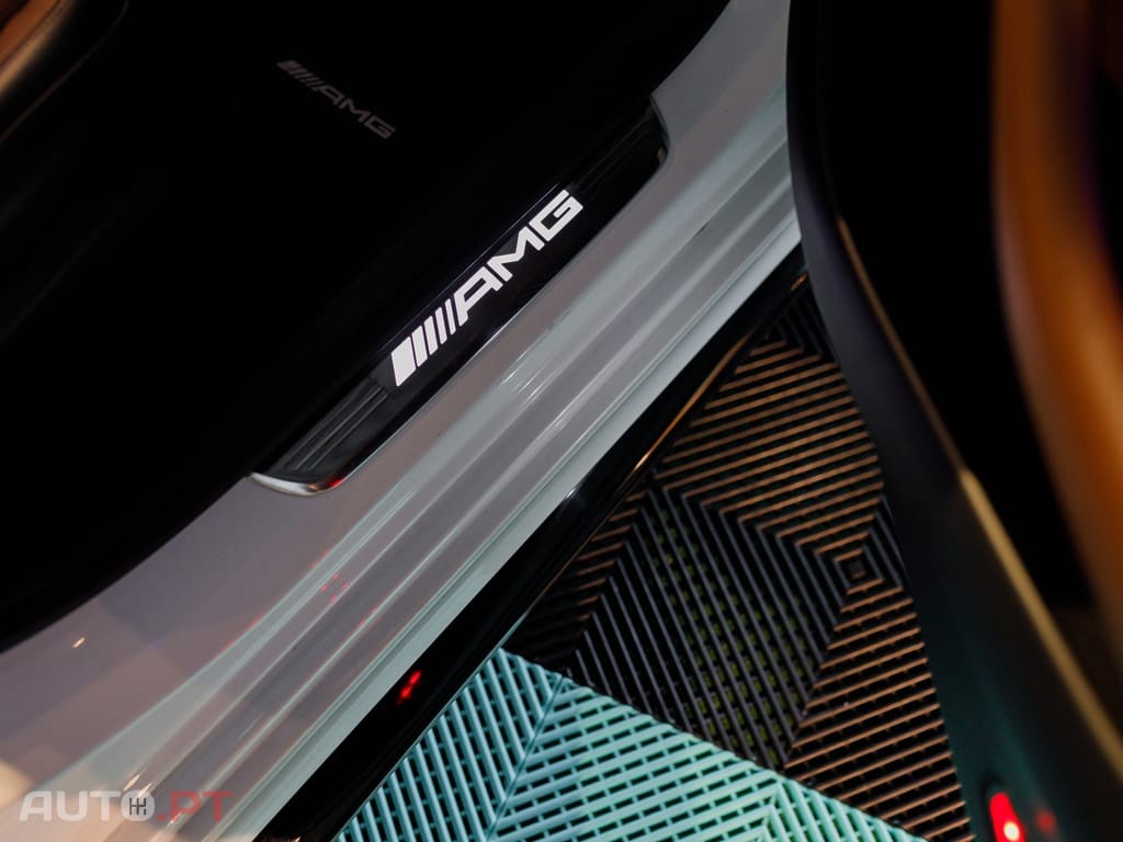Mercedes-Benz AMG GT 63 s 4MATIC +