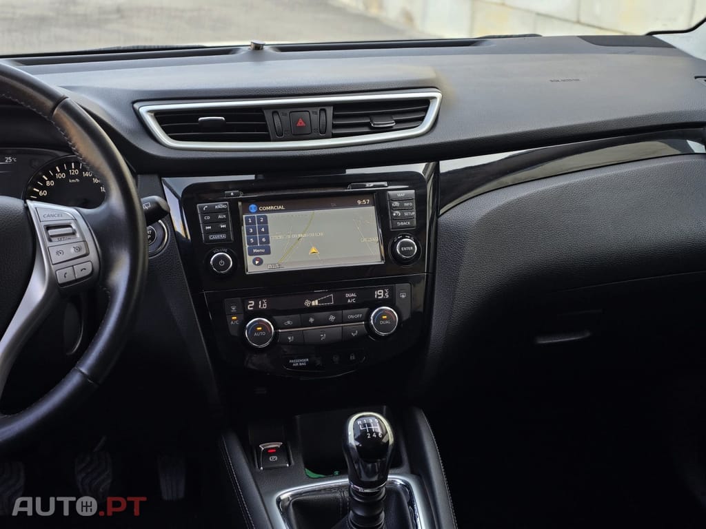 Nissan Qashqai 1.5 dCi N-Connecta 18 RS+PS