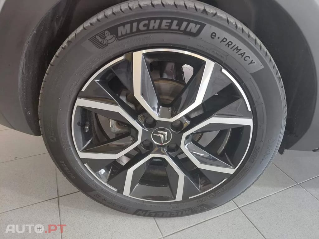 Citroen e-C4 50 kWh Shine Pack