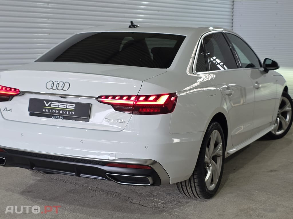 Audi A4 35 TDI S line S tronic