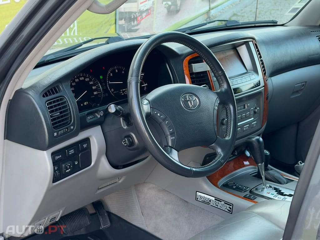 Toyota Land Cruiser 100 4.2 D CA