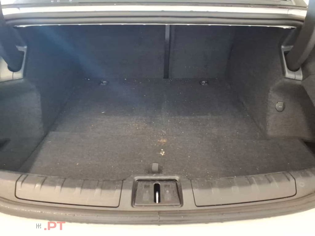 Porsche Taycan Standard