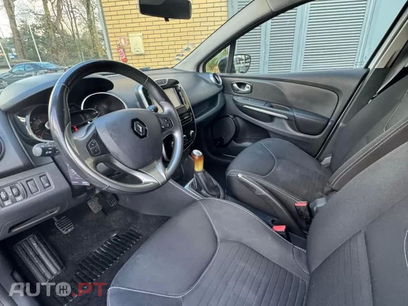 Renault Clio Sport Tourer 0.9 TCE Limited