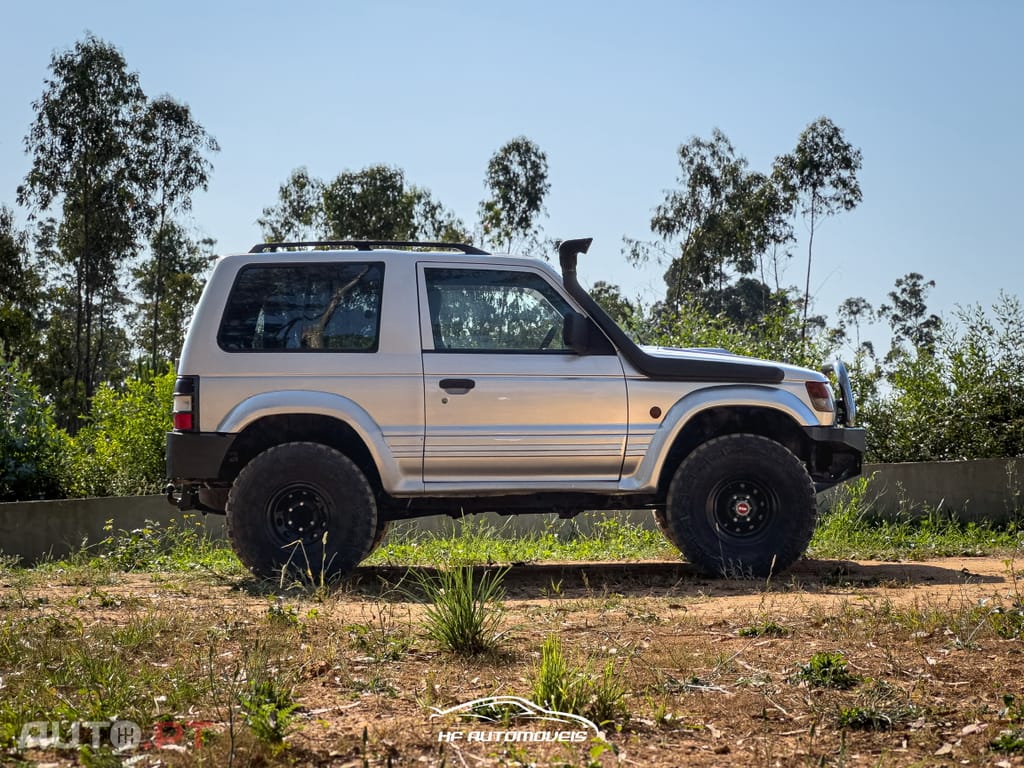 Mitsubishi Pajero 2.5 TDI GLS