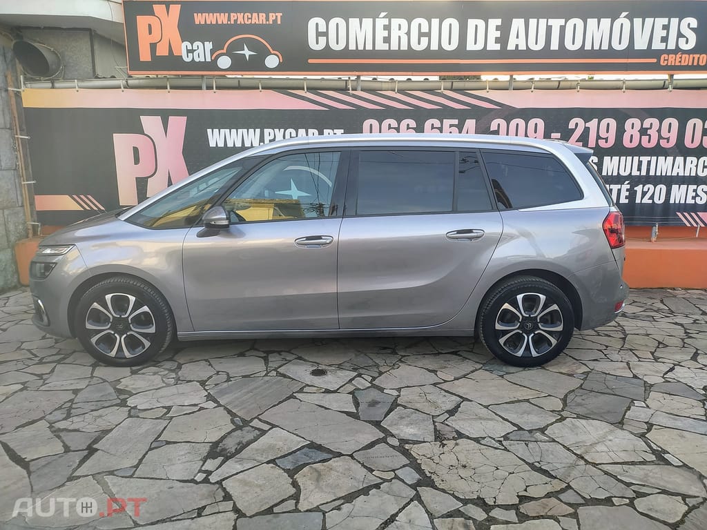 Citroen C4 SpaceTourer 1.5 BlueHDI Shine( 7 Lug)