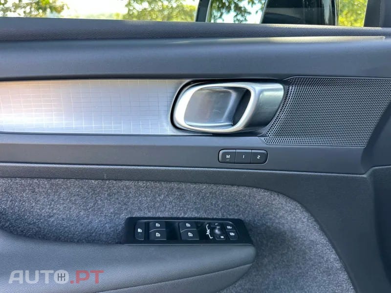 Volvo XC40 1.5 T4 PHEV Inscription Expression