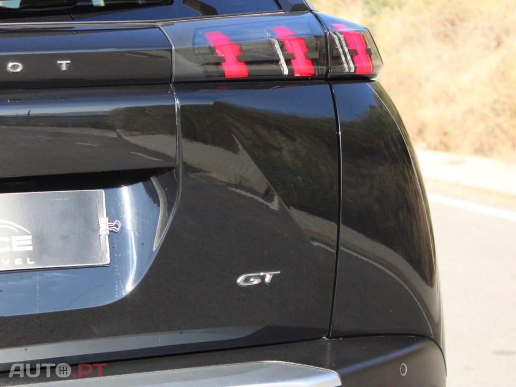 Peugeot E-2008 GT Pack