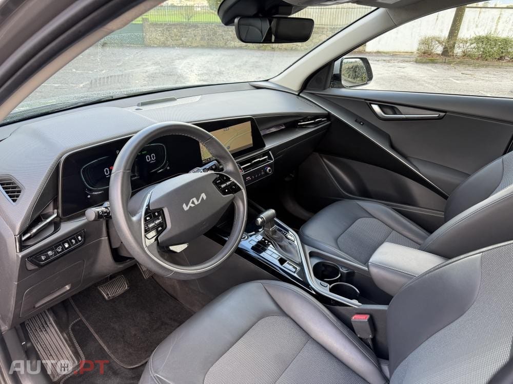Kia Niro 1.6 GDI PHEV 2WD OPF Aut. Vision
