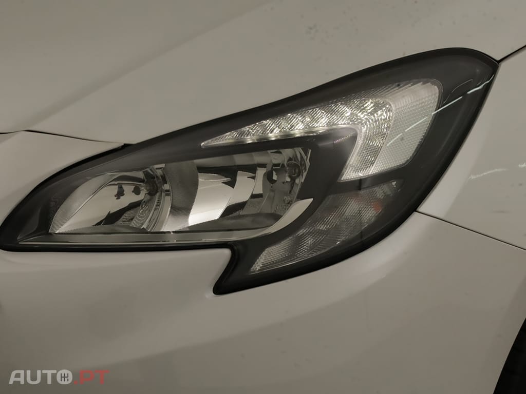 Opel Corsa Corsa 1.2 Edition — fotografia 6