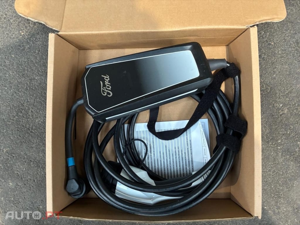 Ford Mustang Mach-E Standard Range