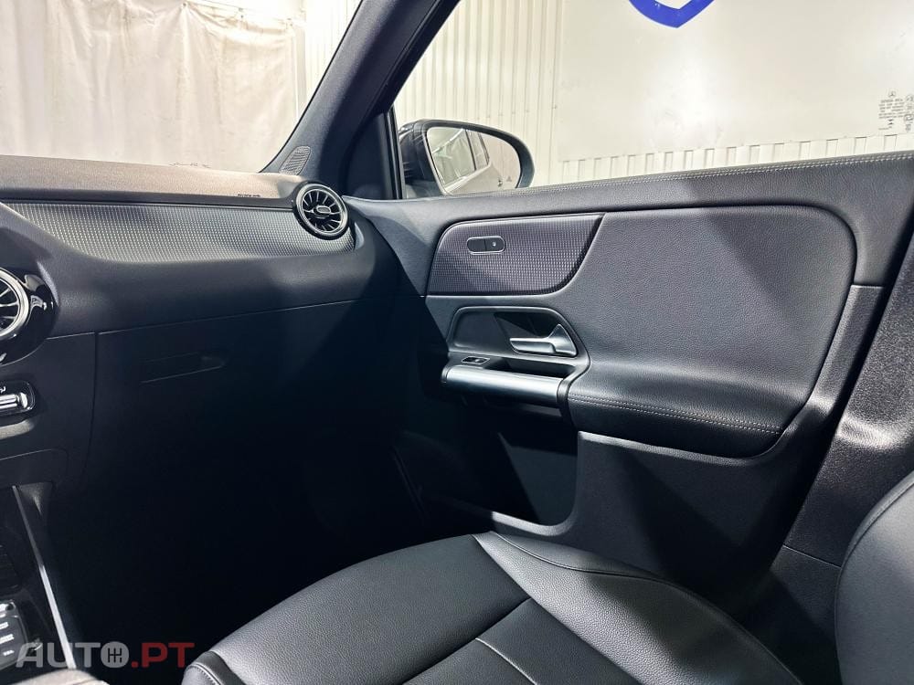 Mercedes-Benz EQA 300 4Matic Progressive