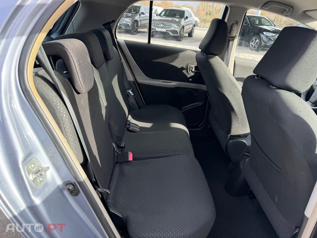 Toyota Yaris 1.0 VVT-i Comfort+AC