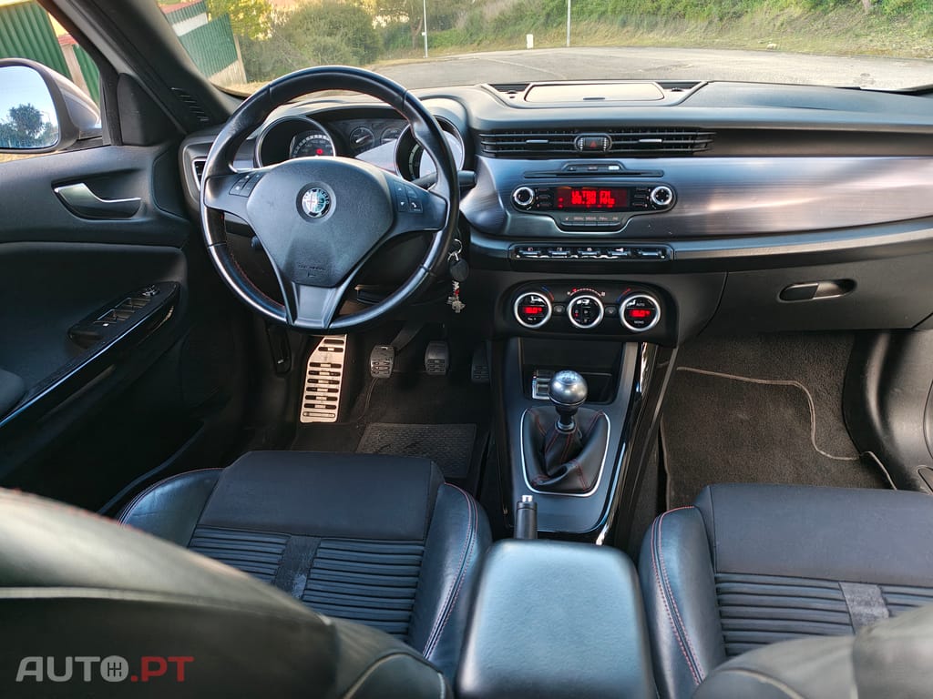 Alfa Romeo Giulietta 1.6 JTDM Distinctive