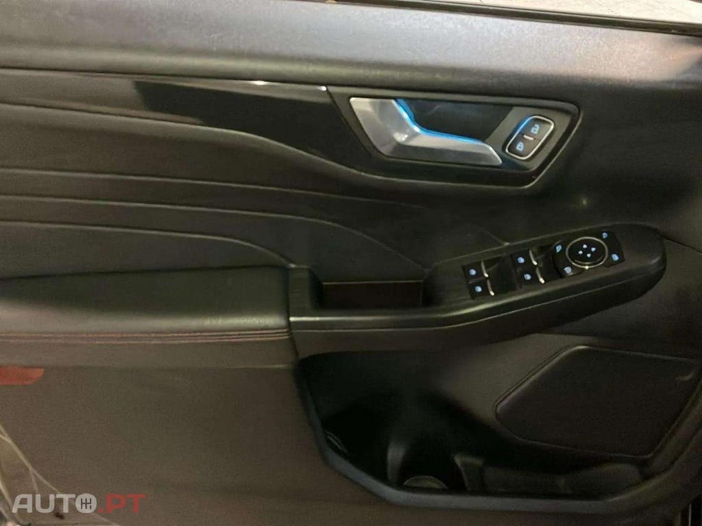 Ford Kuga 1.5 TDCi EcoBlue ST-Line