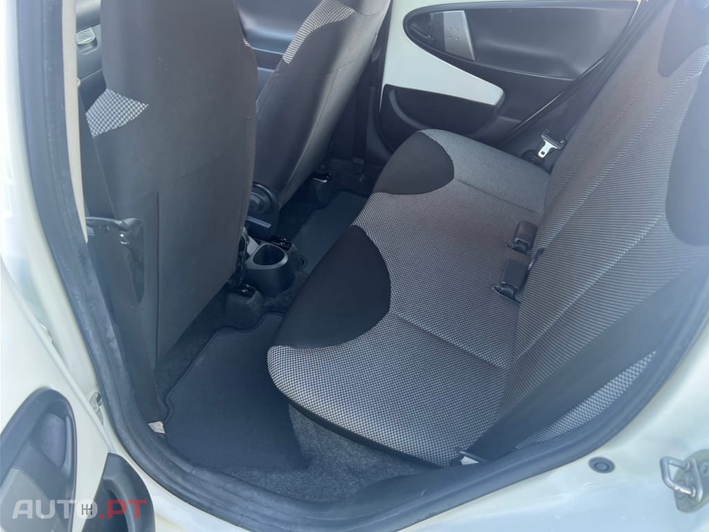 Toyota Aygo 1.0 AUTOMÁTICO