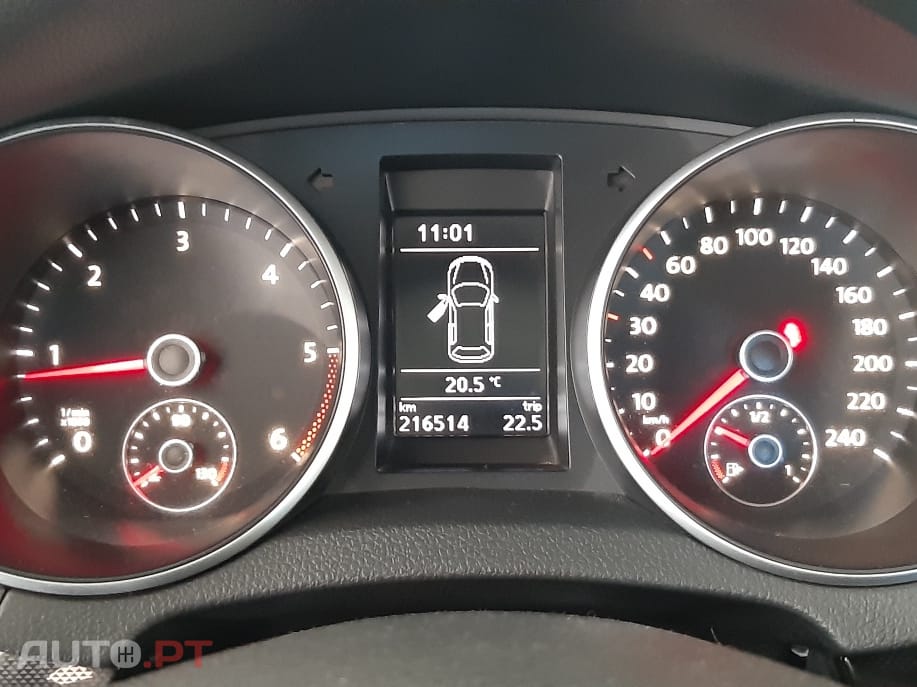 Volkswagen Golf Variant Confortline 1.6 TDI 105 CV