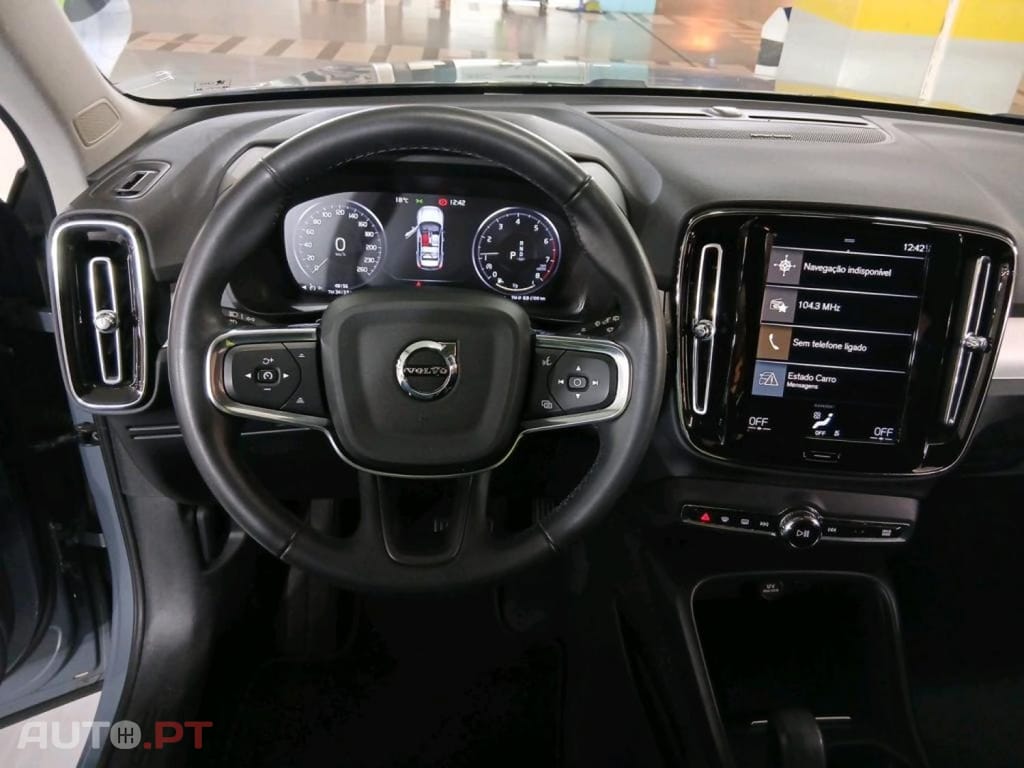 Volvo XC40 1.5 T3 Momentum Plus Geartronic