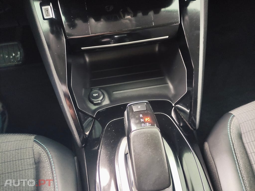 Peugeot E-208 50 kWh Allure