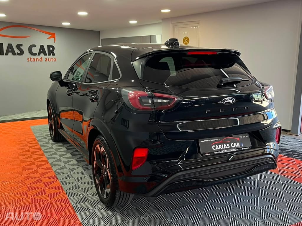 Ford Puma 1.0 EcoBoost mHEV ST-Line