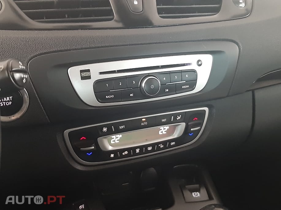 Renault Grand Scénic Dynamique 1.5 DCI 110 CV