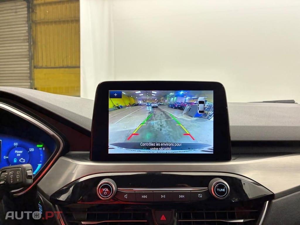 Ford Kuga 2.5 FHEV Powershift Titanium