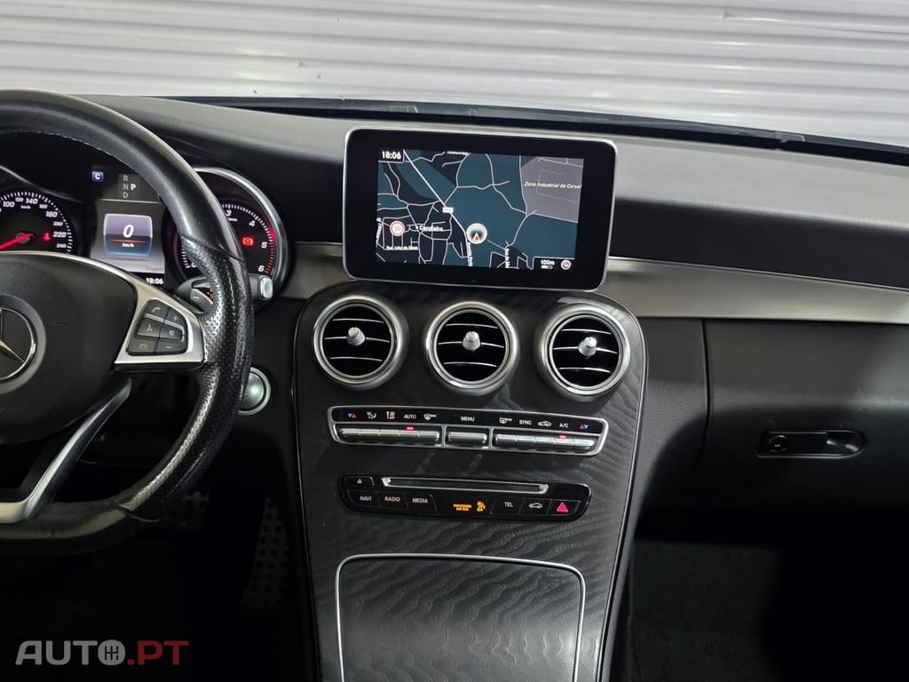 Mercedes-Benz C 250 AMG Line - Auto.