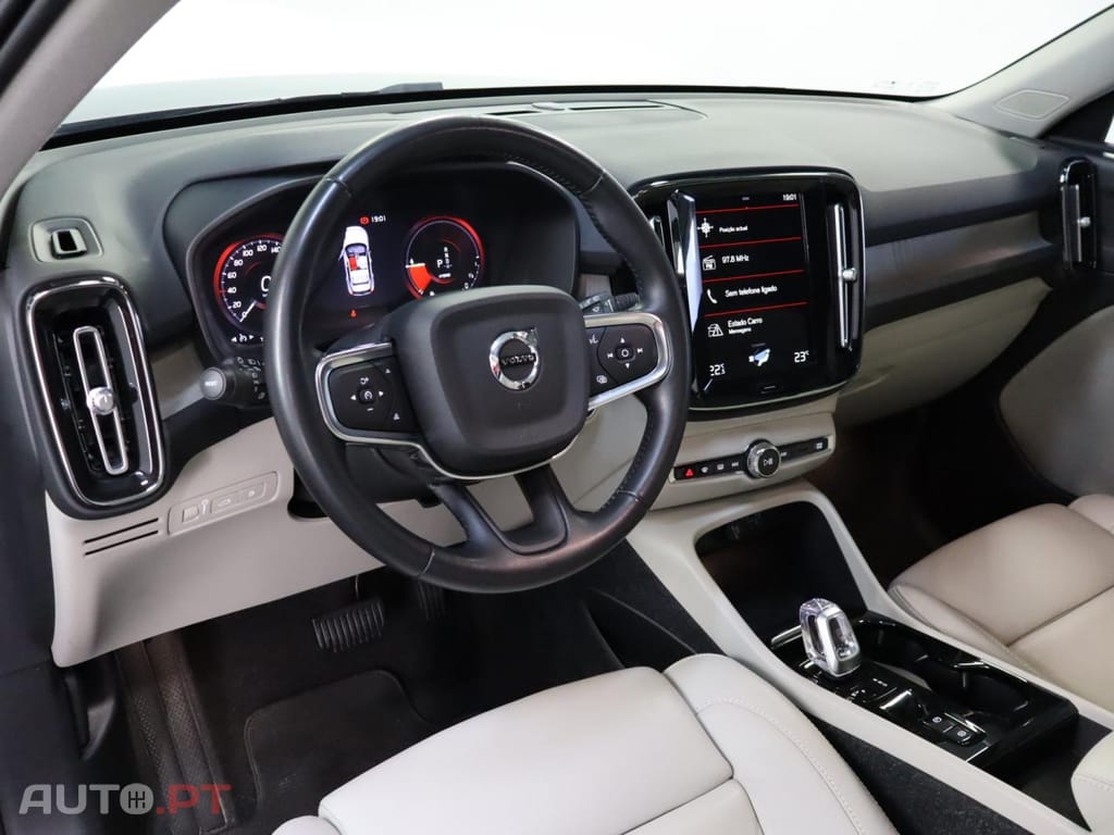 Volvo XC40 T5  Plug-in Hybrid Inscription