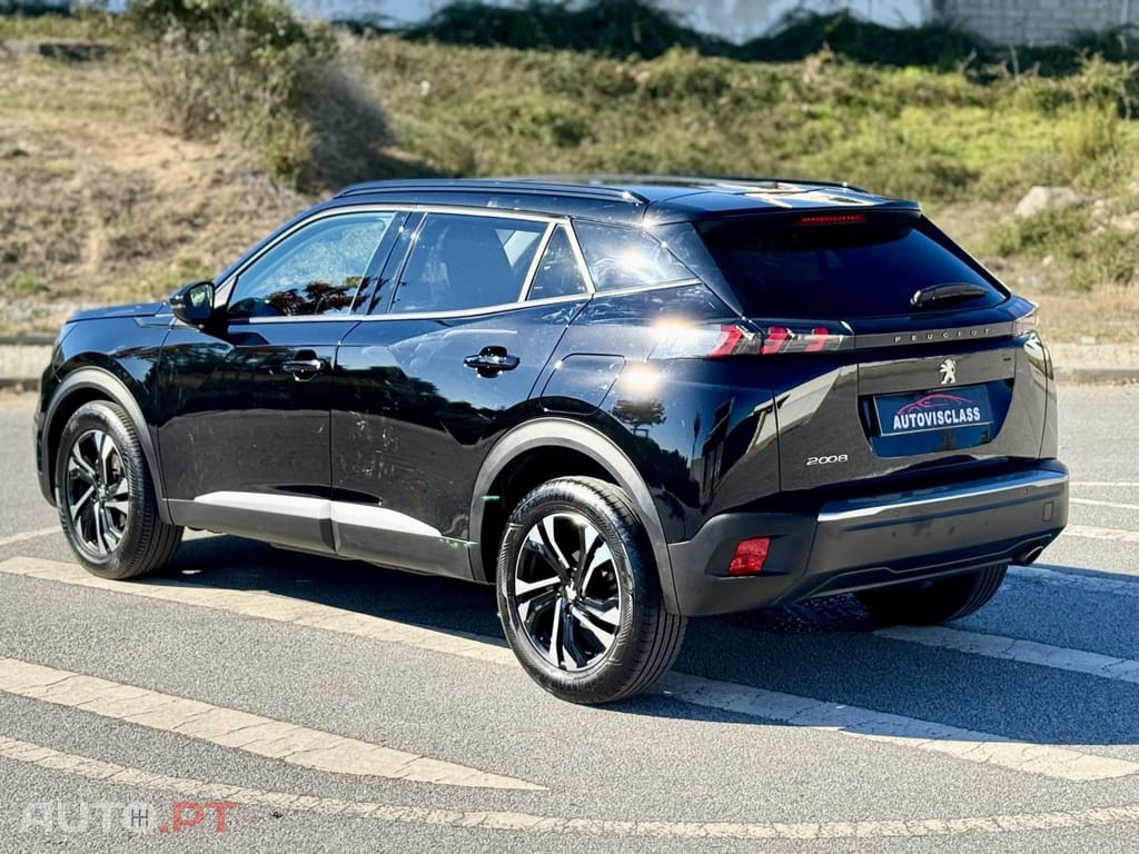 Peugeot 2008 1.5 BlueHDi Allure Pack