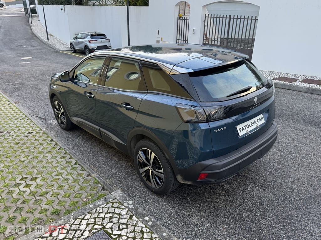 Peugeot 3008 1.2 PureTech Allure EAT8