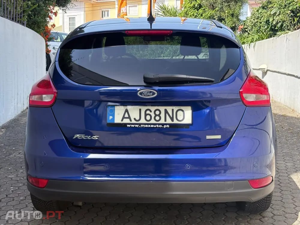 Ford Focus 1.0 EcoBoost S&S COOL&CONNECT DESIGN
