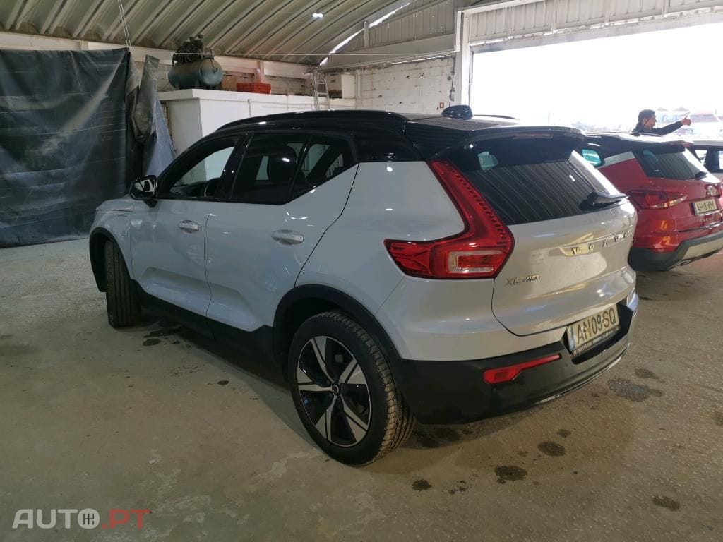 Volvo XC40 1.5 T4 PHEV R-Design