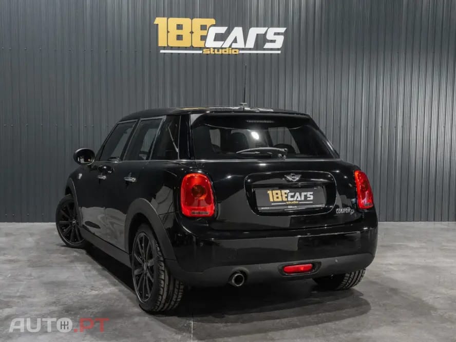 MINI Cooper Cooper D