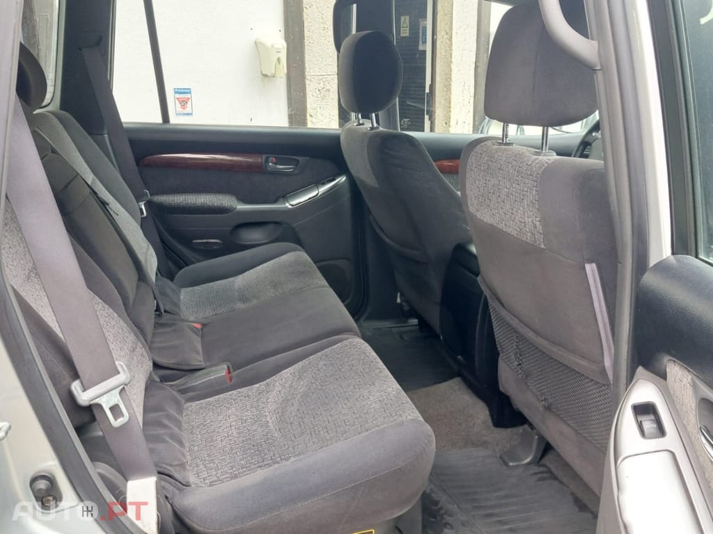 Toyota Land Cruiser 3.0 D-4D