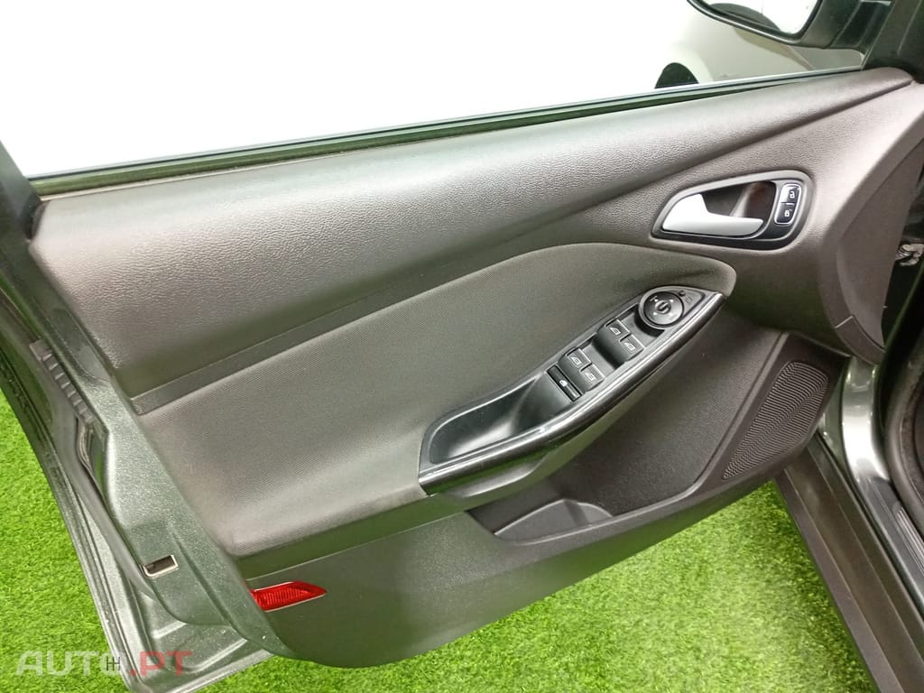 Ford Focus 1.0 SCTi ST-Line