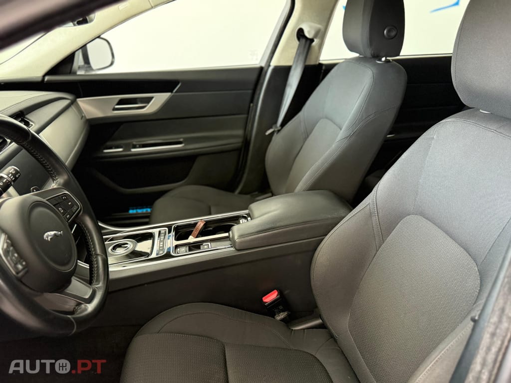 Jaguar XF 2.0 D Pure Aut.