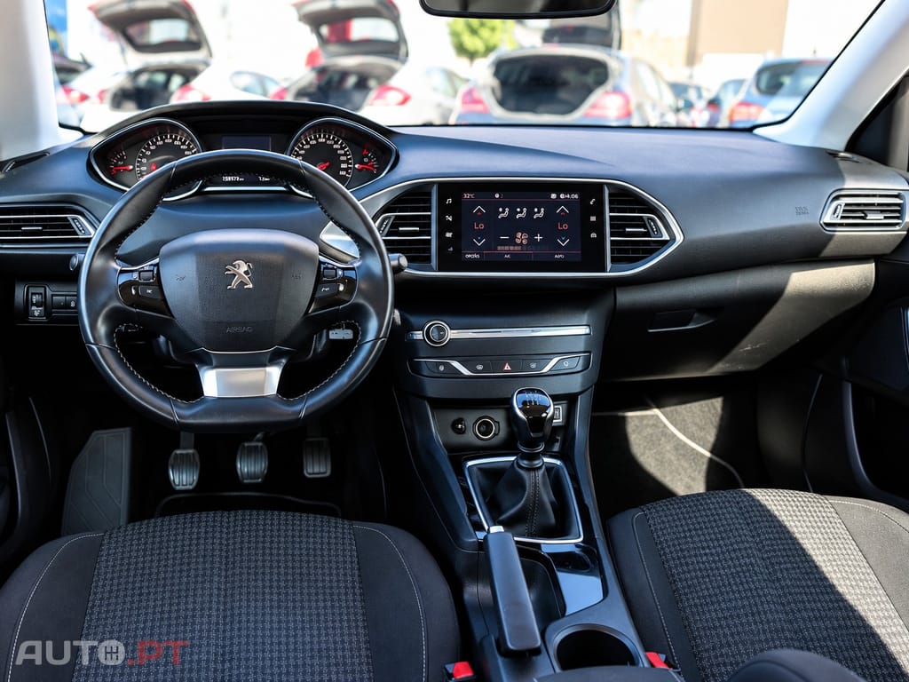 Peugeot 308 1.5 BlueHDi Active