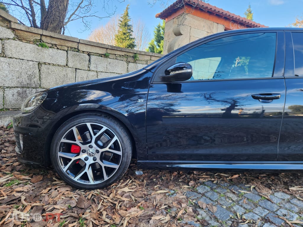 Volkswagen Golf 2.0 GTI Edition 35
