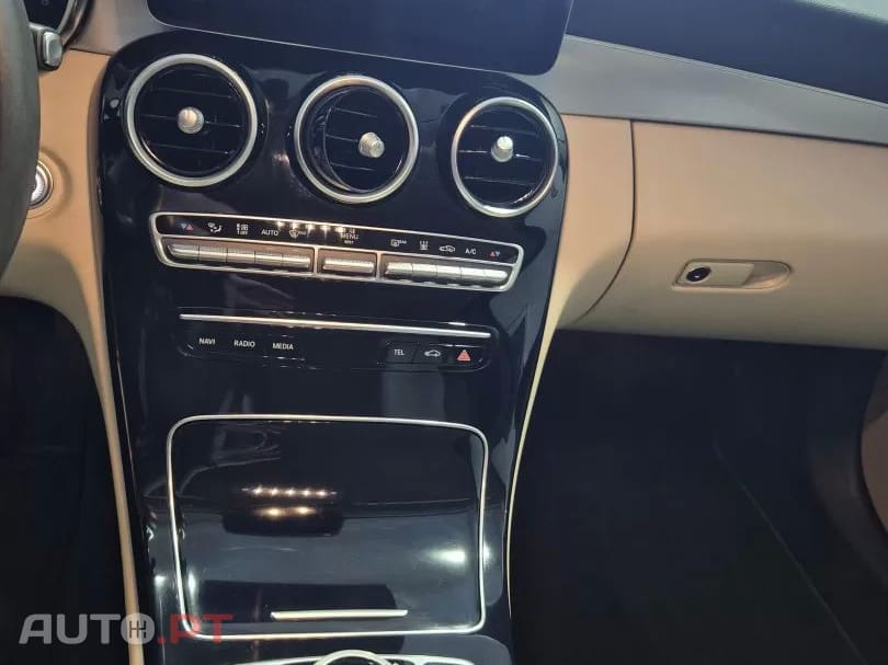 Mercedes-Benz C 300 e 9G-TRONIC Exclusive