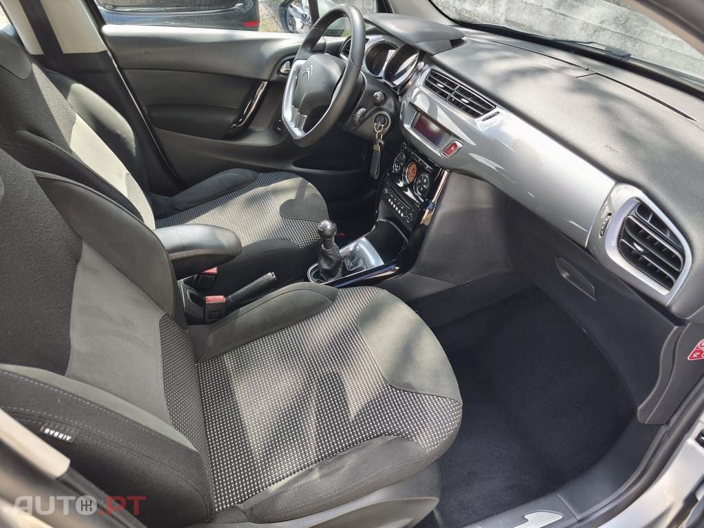 Citroen C3 1.2 VTi Exclusive